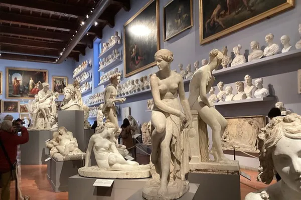 Accademia Gallery Timed Entry Ticket with Audio Guide — photo 3